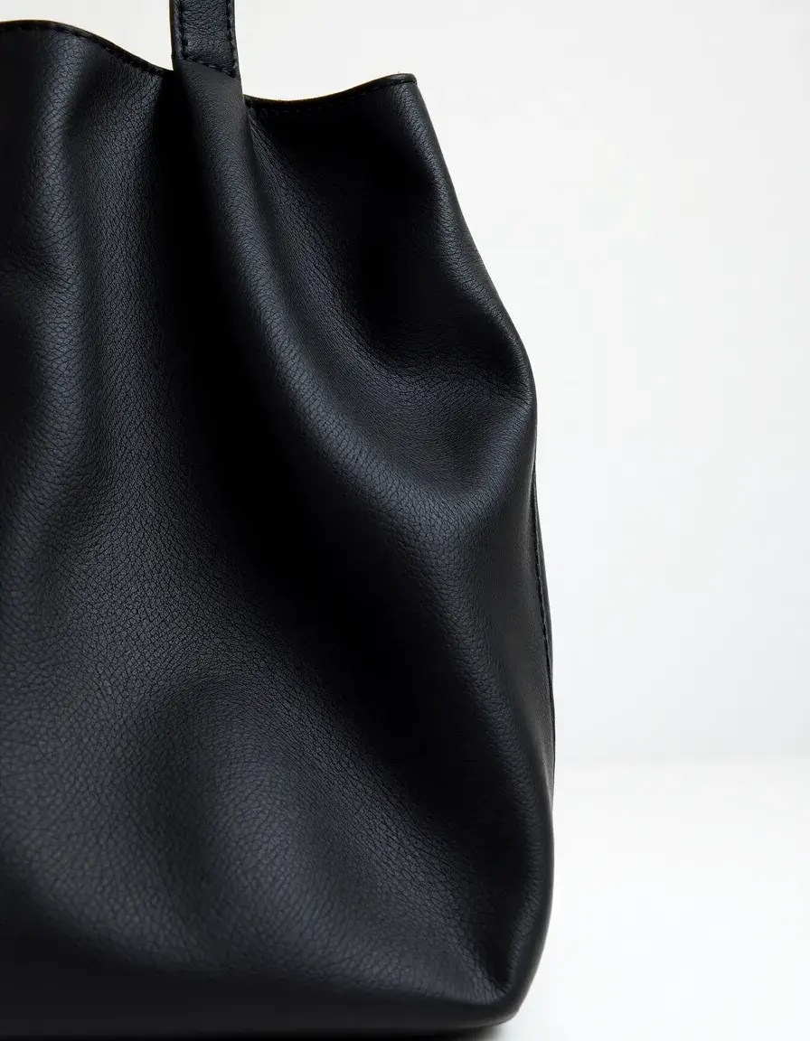 Bottines chelsea en cuir noir souple haute qualité