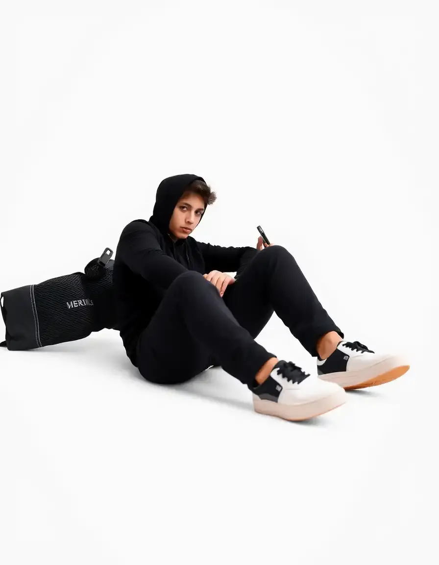 Bottine noir cuir unisexe design minimaliste