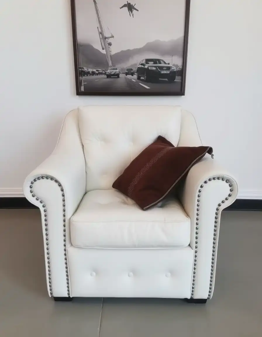 Fauteuil club cuir blanc pur moderne