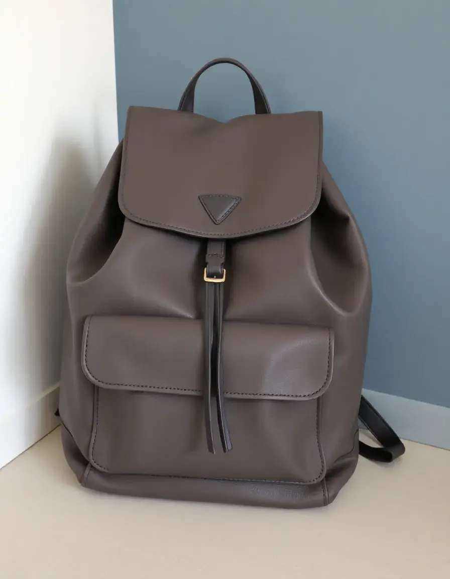 Grand sac à dos femme cuir gris pour ordinateur