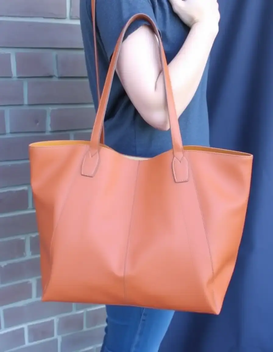Sac cabas en cuir tan réversible