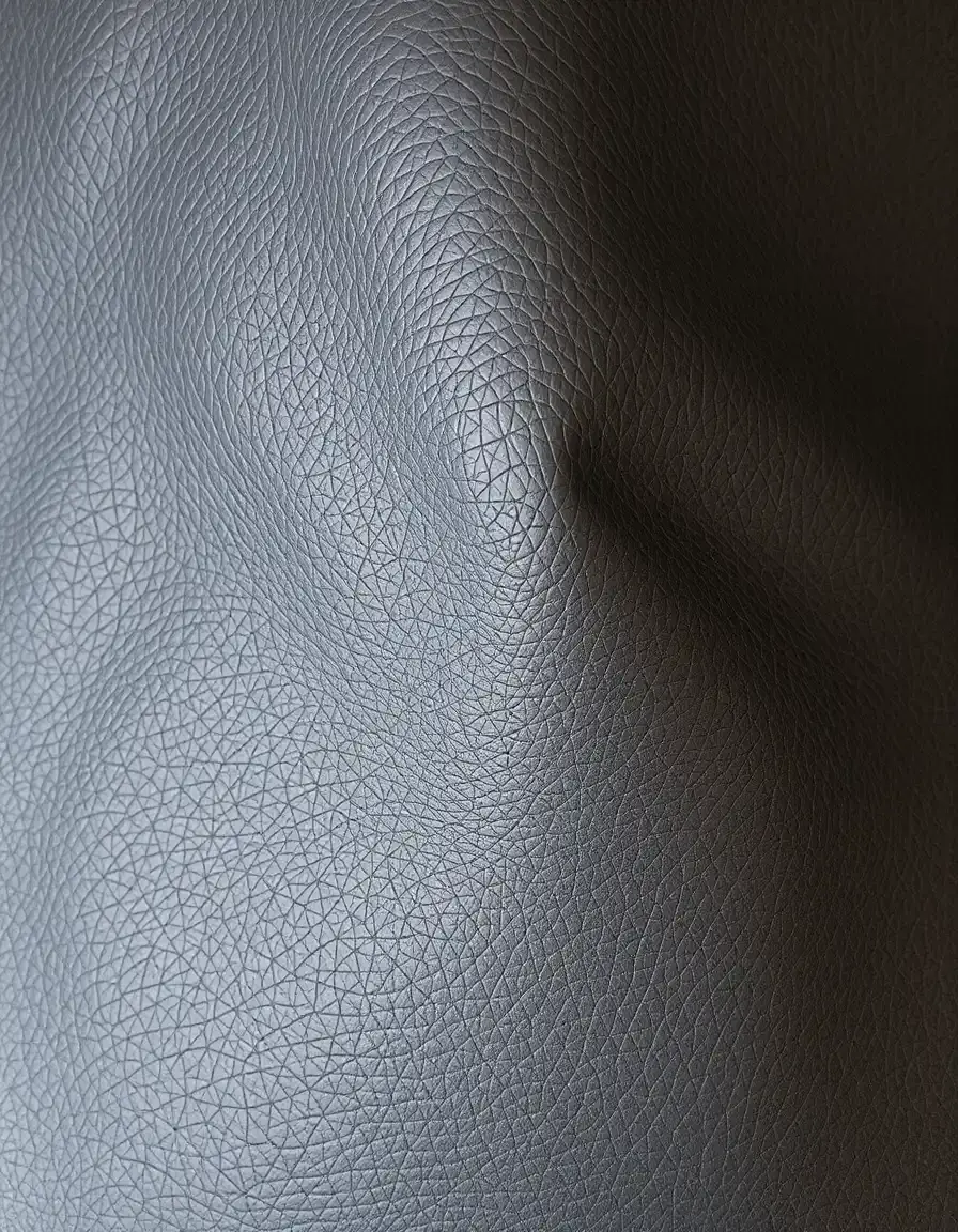 Sac cabas en cuir structuré rigide